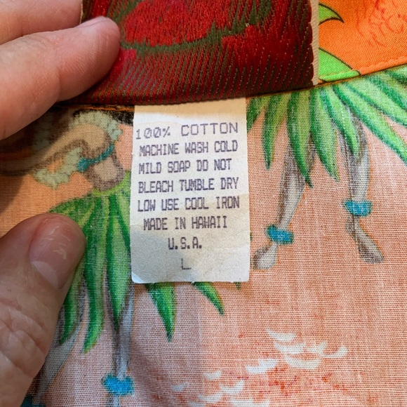 Hawaiian Shirt-Made in Hawaii - Picture 6 of 6